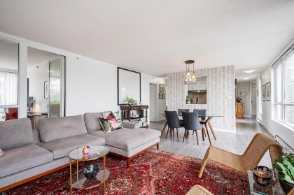 Photo 7 at 302 - 1228 Marinaside Crescent, Yaletown, Vancouver West