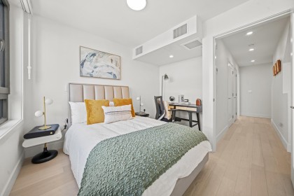 Photo 9 at 6352 Oak Street, Oakridge VW, Vancouver West