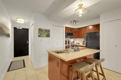 Photo 15 at 303 - 2525 Blenheim Street, Kitsilano, Vancouver West