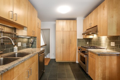 Photo 10 at 3962 W 22nd Avenue, Dunbar, Vancouver West