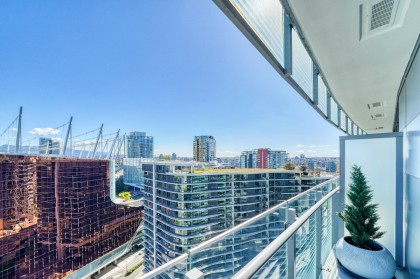 Photo 20 at 2006 - 89 Nelson Street, Yaletown, Vancouver West