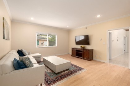 Photo 5 at 1989 W 52nd Avenue, Kerrisdale, Vancouver West