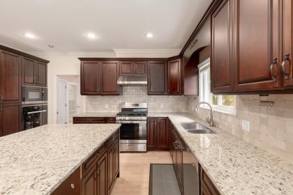 Photo 9 at 1989 W 52nd Avenue, Kerrisdale, Vancouver West