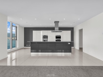 Photo 6 at 1301 - 277 Thurlow Street, Coal Harbour, Vancouver West