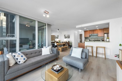 Photo 6 at 2105 - 455 Beach Crescent, Yaletown, Vancouver West