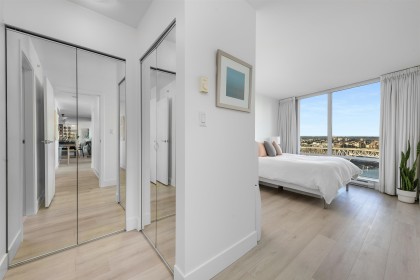 Photo 17 at 2105 - 455 Beach Crescent, Yaletown, Vancouver West