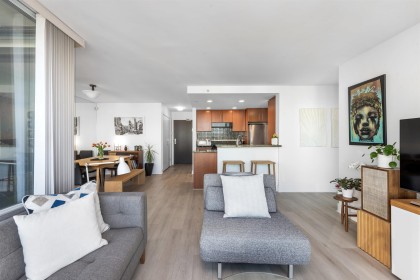 Photo 7 at 2105 - 455 Beach Crescent, Yaletown, Vancouver West