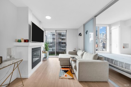 Photo 2 at 1001 - 989 Richards Street, Downtown VW, Vancouver West