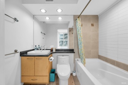 Photo 15 at 1001 - 989 Richards Street, Downtown VW, Vancouver West