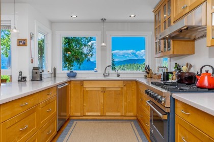 Photo 13 at 6245 Nelson Avenue, Gleneagles, West Vancouver