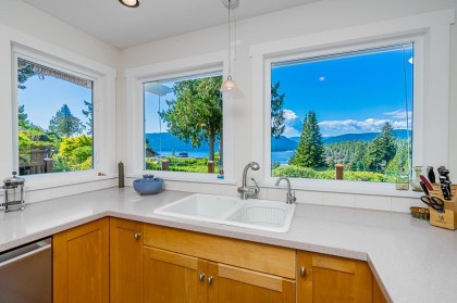 Photo 12 at 6245 Nelson Avenue, Gleneagles, West Vancouver