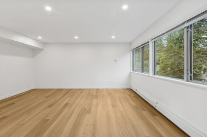 Photo 4 at 879 Westview Crescent, Upper Lonsdale, North Vancouver