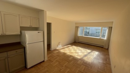 Photo 5 at 304 - 2430 Point Grey Road, Kitsilano, Vancouver West