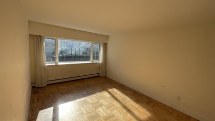 Photo 4 at 304 - 2430 Point Grey Road, Kitsilano, Vancouver West