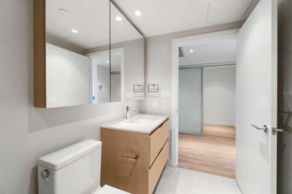 Photo 23 at 2304 - 1500 Fern Street, Lynnmour, North Vancouver