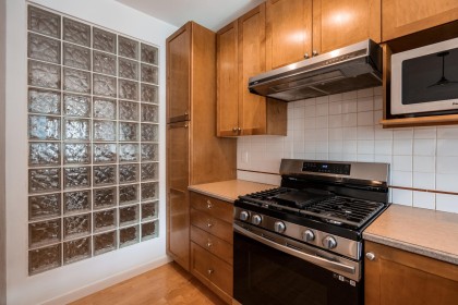 Photo 18 at 301 - 1238 Homer Street, Yaletown, Vancouver West