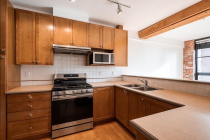 Photo 15 at 301 - 1238 Homer Street, Yaletown, Vancouver West