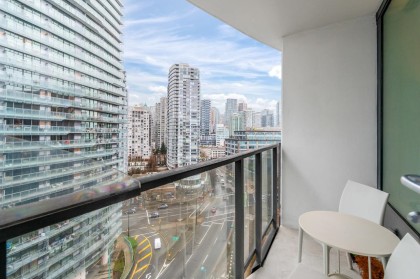 Photo 3 at 1517 - 68 Smithe Street, Downtown VW, Vancouver West