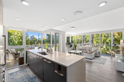 Photo 13 at 201 - 499 Pacific Street, Yaletown, Vancouver West