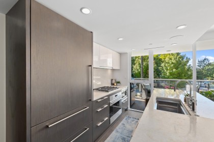 Photo 12 at 201 - 499 Pacific Street, Yaletown, Vancouver West