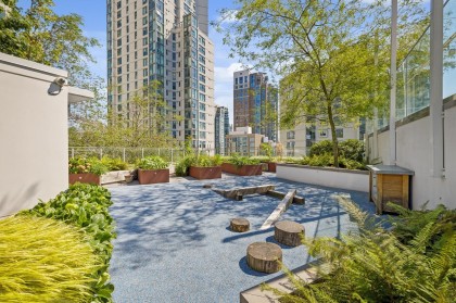 Photo 32 at 201 - 499 Pacific Street, Yaletown, Vancouver West