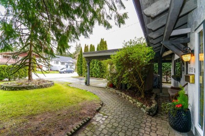 Photo 3 at 1733 Ross Road, Westlynn Terrace, North Vancouver