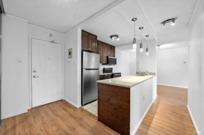 Photo 5 at 707 - 2008 Fullerton Avenue, Pemberton NV, North Vancouver