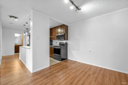 Photo 9 at 707 - 2008 Fullerton Avenue, Pemberton NV, North Vancouver