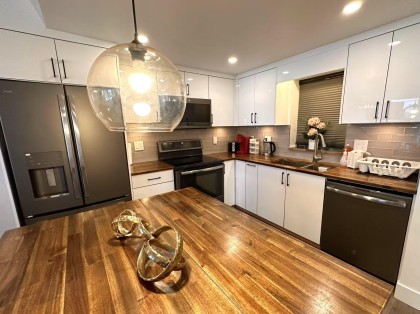 Photo 3 at 311 - 555 Abbott Street, Downtown VW, Vancouver West