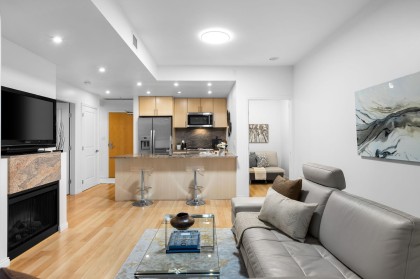 Photo 6 at 807 - 1211 Melville Street, Coal Harbour, Vancouver West