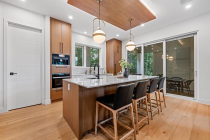 Photo 13 at 4528 Skyline Drive, Canyon Heights NV, North Vancouver