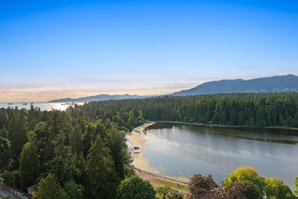 Photo 2 at 1501 - 845 Chilco Street, West End VW, Vancouver West