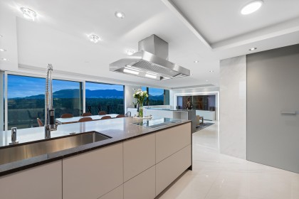 Photo 7 at 1501 - 845 Chilco Street, West End VW, Vancouver West