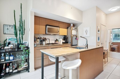 Photo 13 at 205 - 522 8th Avenue, Fairview VW, Vancouver West