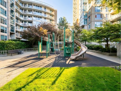 Photo 39 at 1102 - 1318 Homer Street, Yaletown, Vancouver West