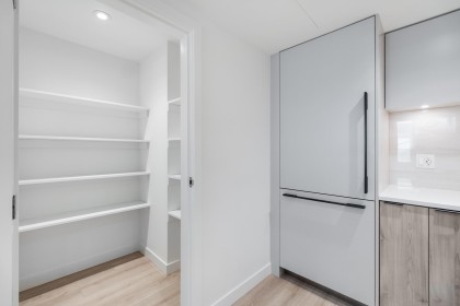 Photo 12 at 325 - 755 Harbourside Drive, Harbourside, North Vancouver