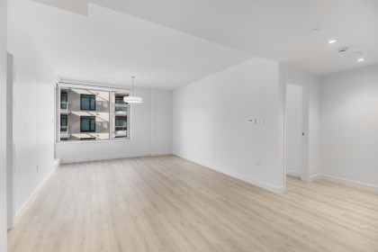 Photo 36 at 325 - 755 Harbourside Drive, Harbourside, North Vancouver