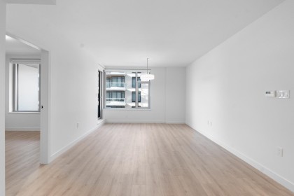 Photo 34 at 325 - 755 Harbourside Drive, Harbourside, North Vancouver