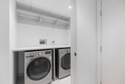 Photo 14 at 325 - 755 Harbourside Drive, Harbourside, North Vancouver