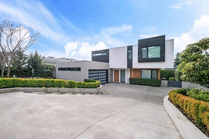 Photo 1 at 4275 Chelsea Crescent, Forest Hills NV, North Vancouver