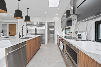 Photo 5 at 4275 Chelsea Crescent, Forest Hills NV, North Vancouver