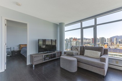 Photo 4 at 1404 - 138 W 1st Avenue, False Creek, Vancouver West