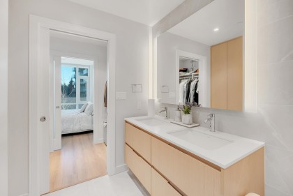 Photo 11 at 107 - 1500 Fern Street, Lynnmour, North Vancouver