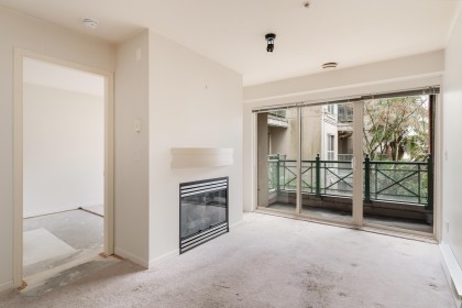 Photo 4 at 218 - 332 Lonsdale Avenue, Lower Lonsdale, North Vancouver