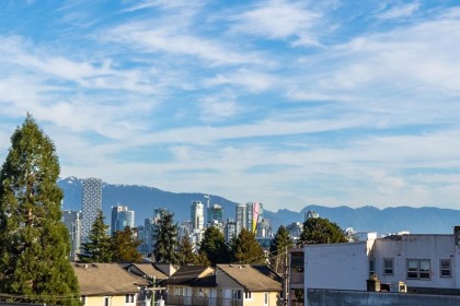 Photo 12 at 308 - 2528 Maple Street, Kitsilano, Vancouver West