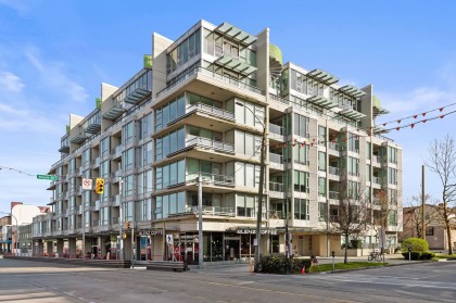 Photo 1 at 308 - 2528 Maple Street, Kitsilano, Vancouver West