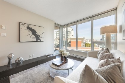 Photo 2 at 507 - 445 W 2nd Avenue, False Creek, Vancouver West