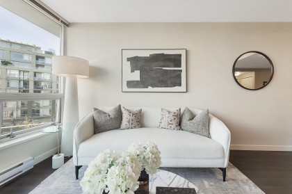 Photo 4 at 507 - 445 W 2nd Avenue, False Creek, Vancouver West