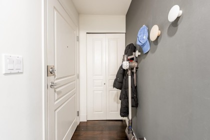 Photo 17 at 203 - 2140 W 12th Avenue, Kitsilano, Vancouver West