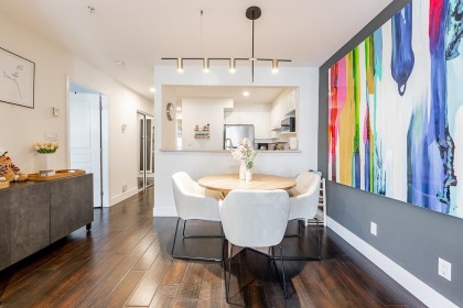 Photo 11 at 203 - 2140 W 12th Avenue, Kitsilano, Vancouver West